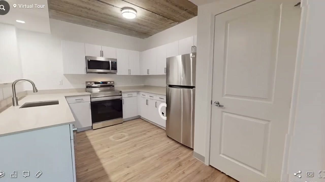 Interactive 360-degree virtual tour walkthrough of a home interior